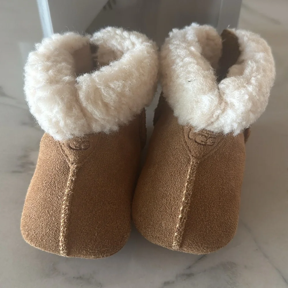 Ugg Tazman infant slippers